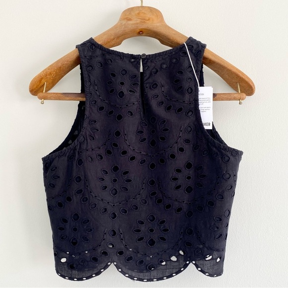Walter Baker Black Eyelet Sleeveless Top Size Medium NWT - Picture 3 of 4